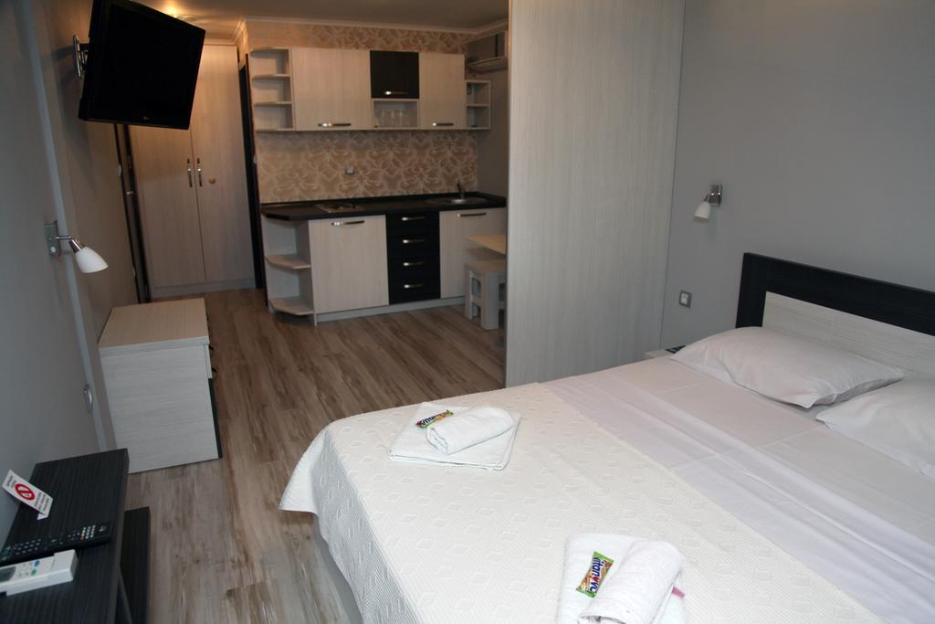 Silver House Hostel Čačak Habitación foto