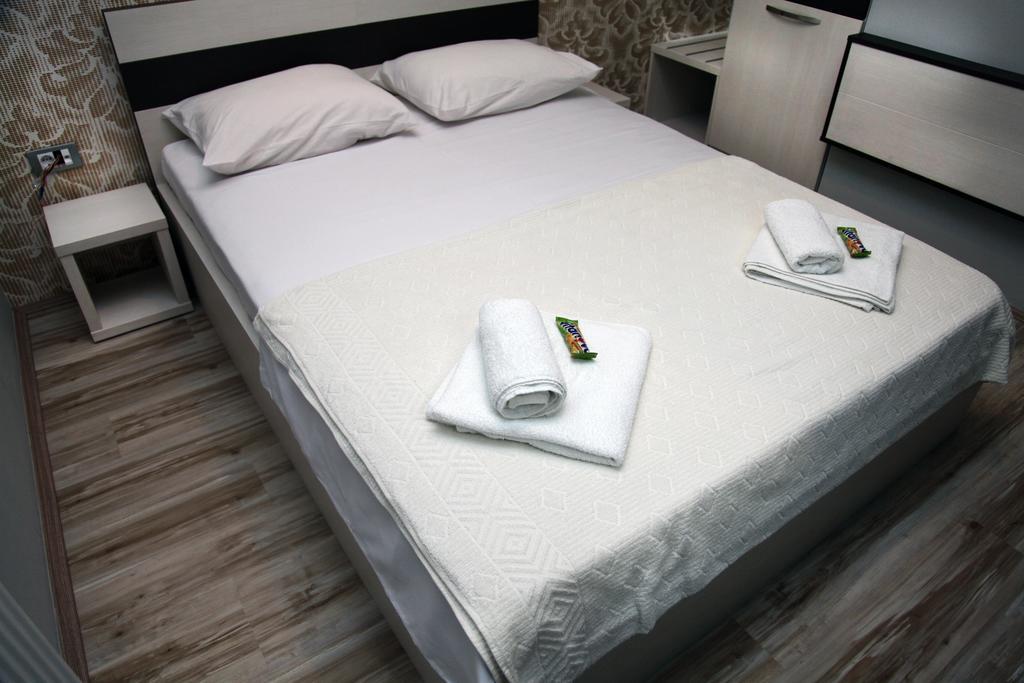Silver House Hostel Čačak Habitación foto